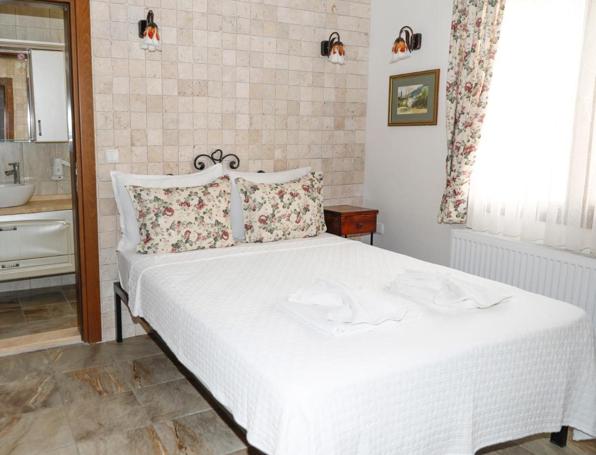 Villa Lotus Butik Otel 塞费里希萨尔 外观 照片